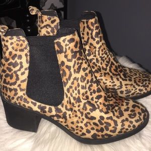 Cheetah/Leopard booties